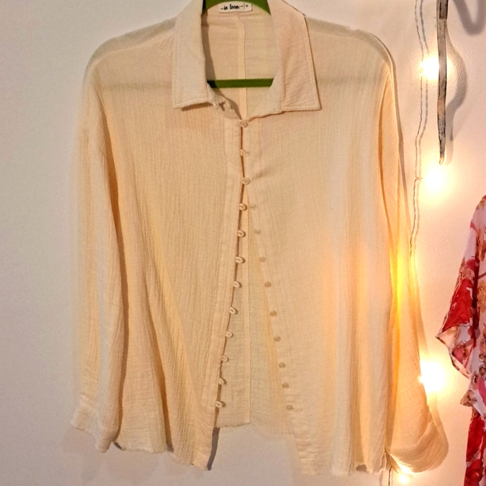 #70 Cream Cotton In Loom Button Up Blouse